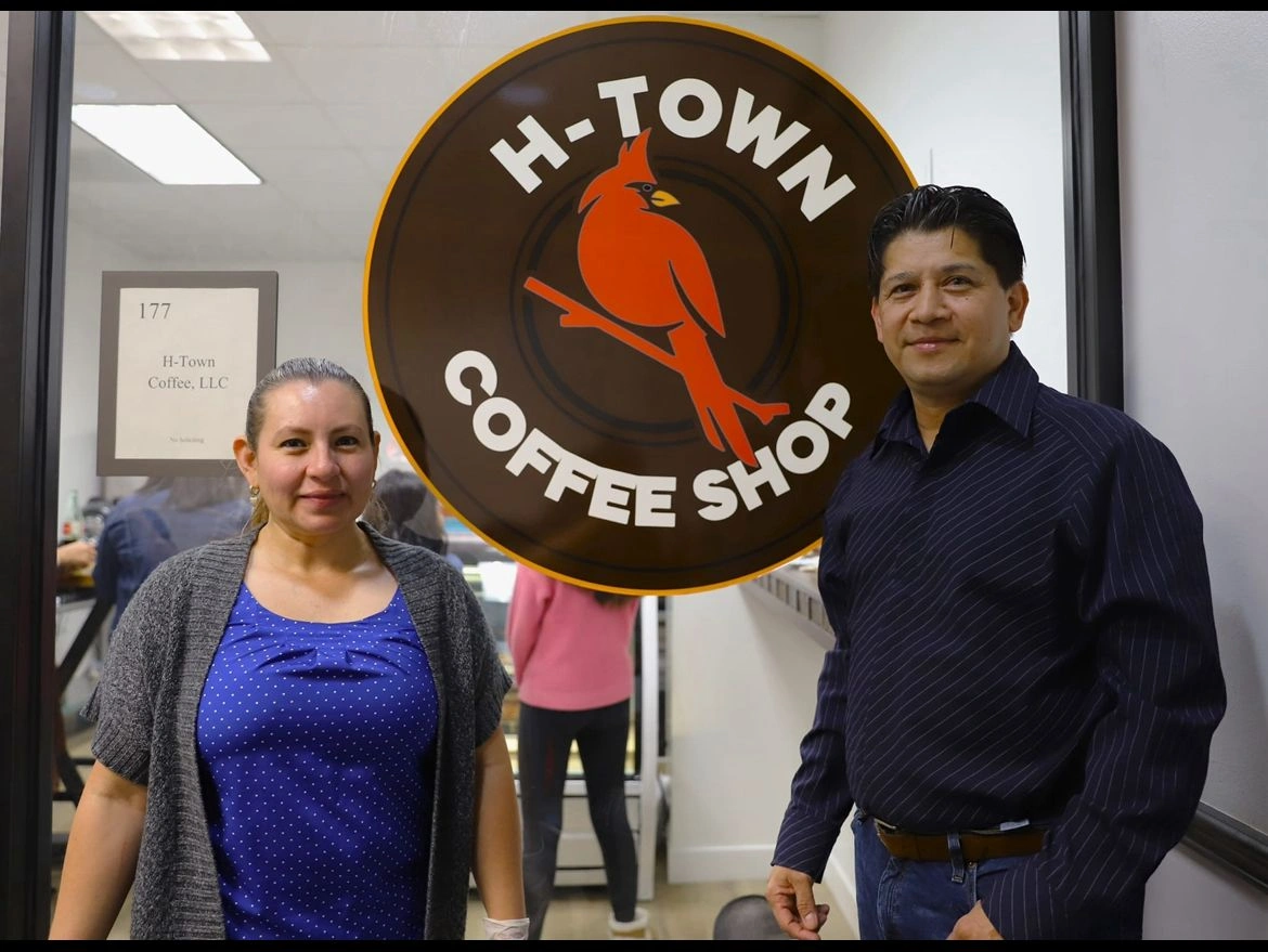 H-Town Coffee Shop: El triunfo de una familia hondureña en Houston